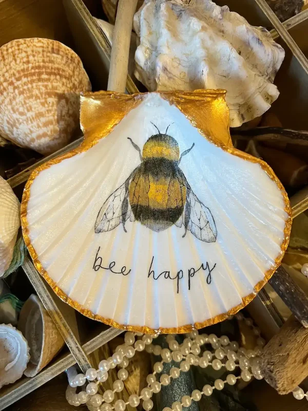 bee happy scallop shell trinket dish with gold-painted rim and bee illustration