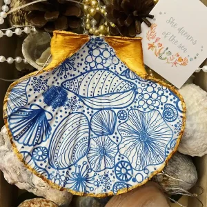 blue sea life scallop shell trinket dish with marine illustration and gold-painted rim – nautical decor